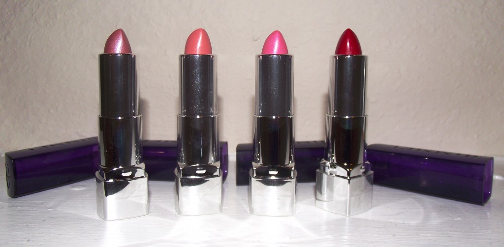 Rimmel London Moisture Renew Lipsticks (Image by LoudPen)