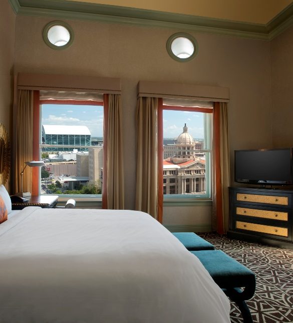 Hotel Icon Guest Room (Photo from HotelIcon.com)