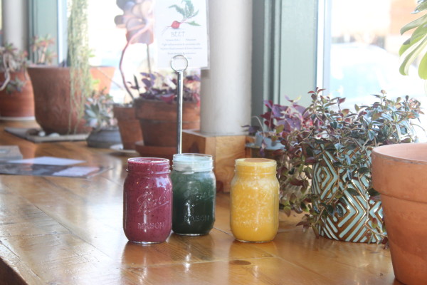 Berry Blast + Golden Mango + House made Iced Tea at The Corner Beet (Image by LoudPen)