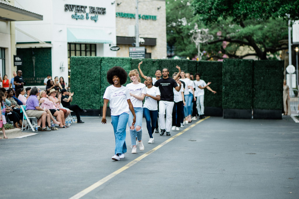Pennies & Pens Spring/Summer 2022 at Austin Fashion Week Final Walk. Image by Todd White